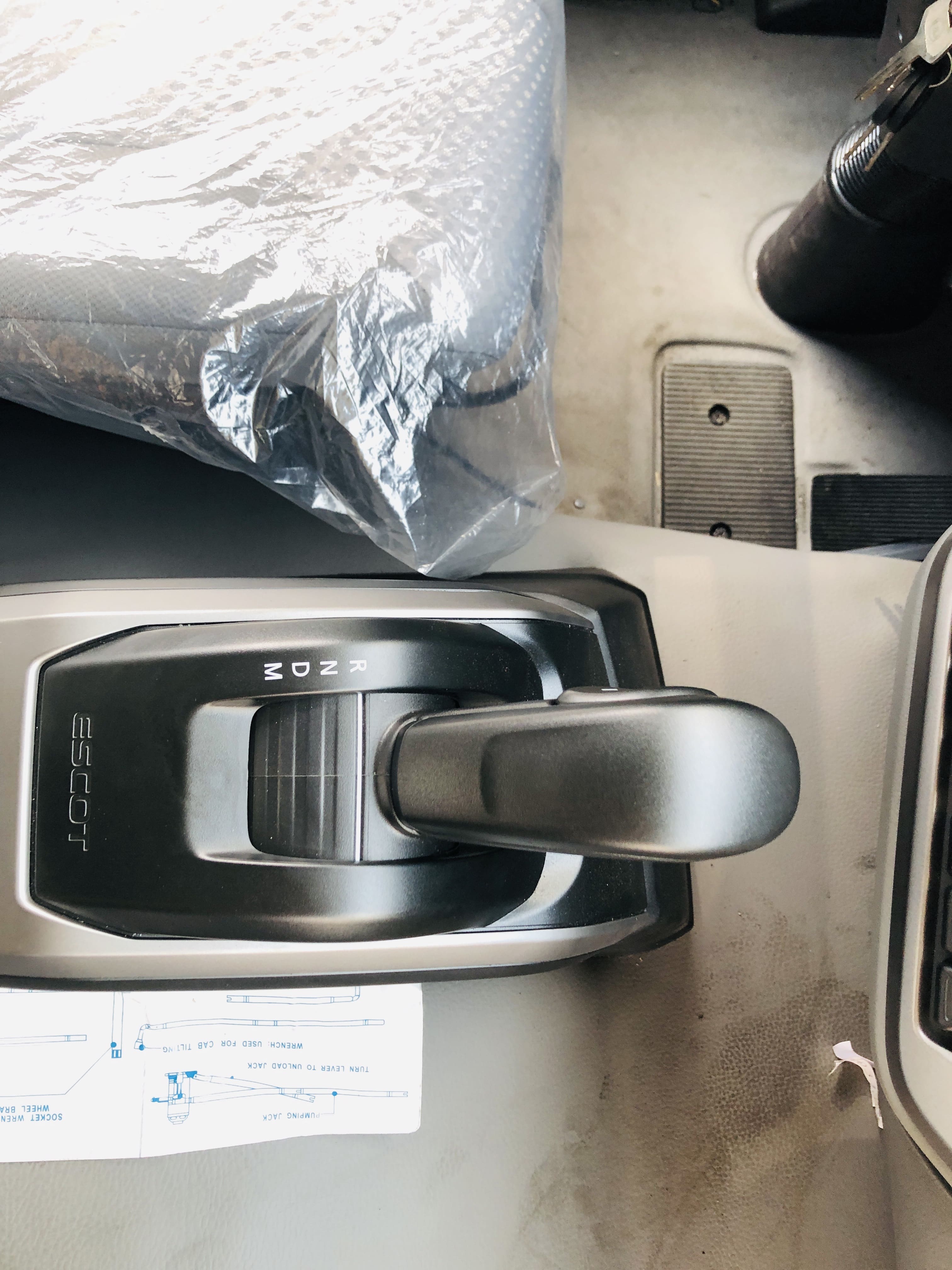 Số tự động UD TRUCKS 460HP