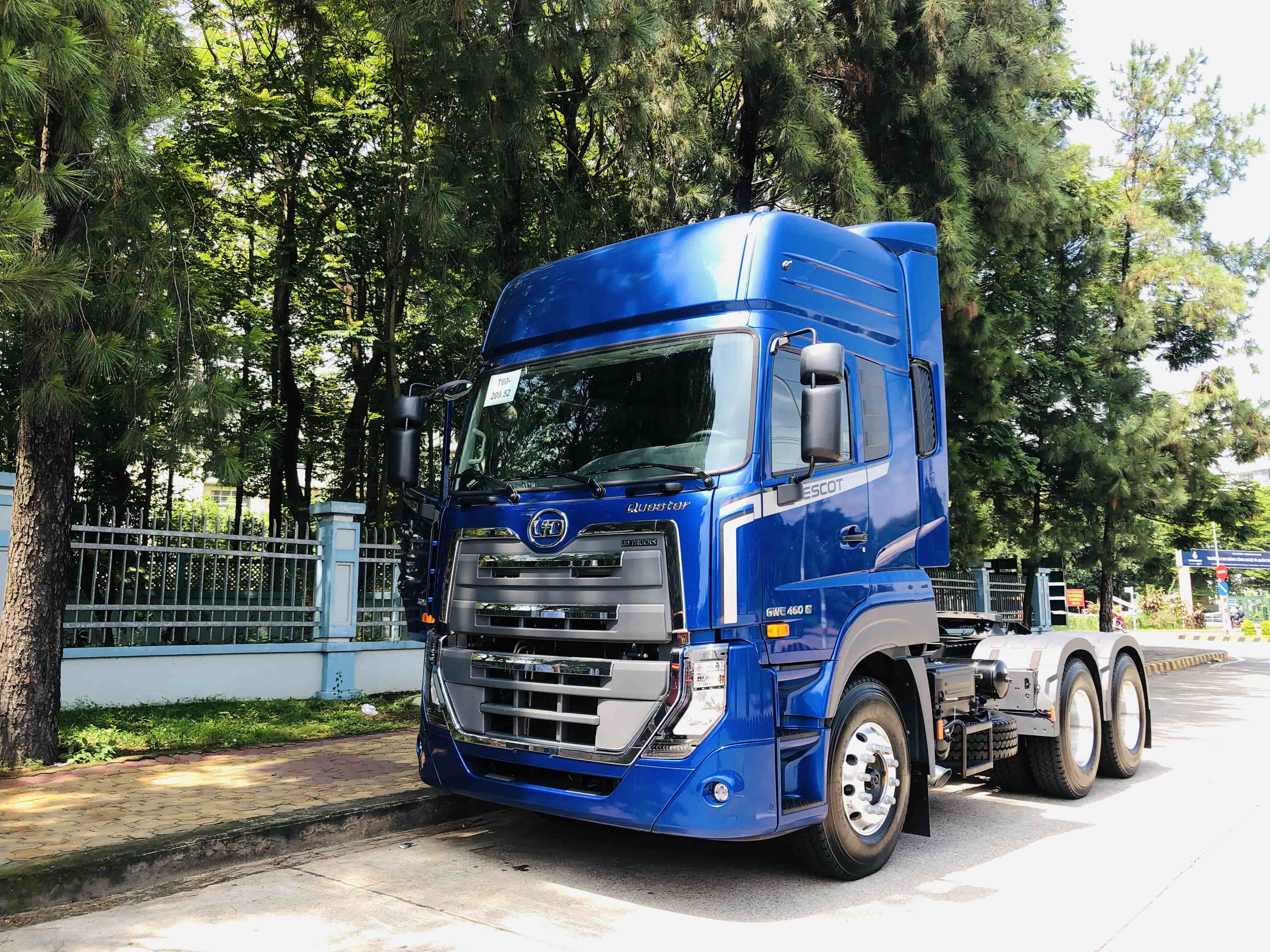 ĐẦU KÉO UD QUESTER GWE 460 HP E5 2023